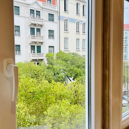 - Marquês De Pombal * Lisboa