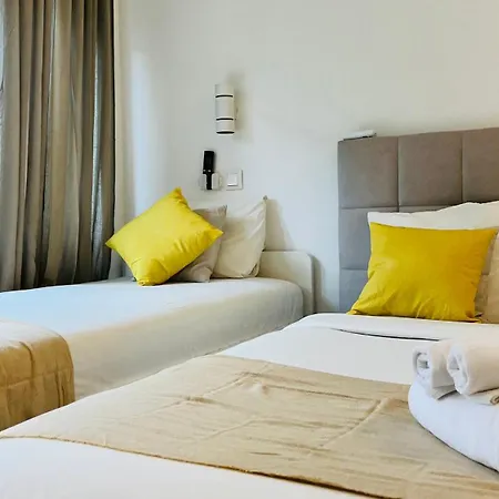 - Marques De Pombal *