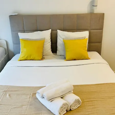 - Marques De Pombal * Lisbon