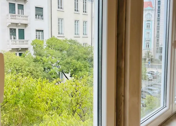 - Marques De Pombal Δωμάτια σε οικογενειακή κατοικία Lisboa